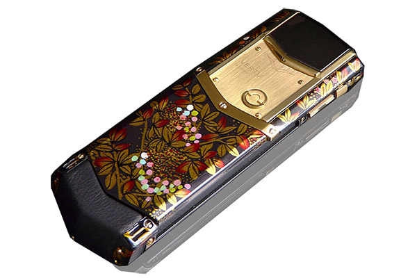 Vertu Signature S Design Kissho